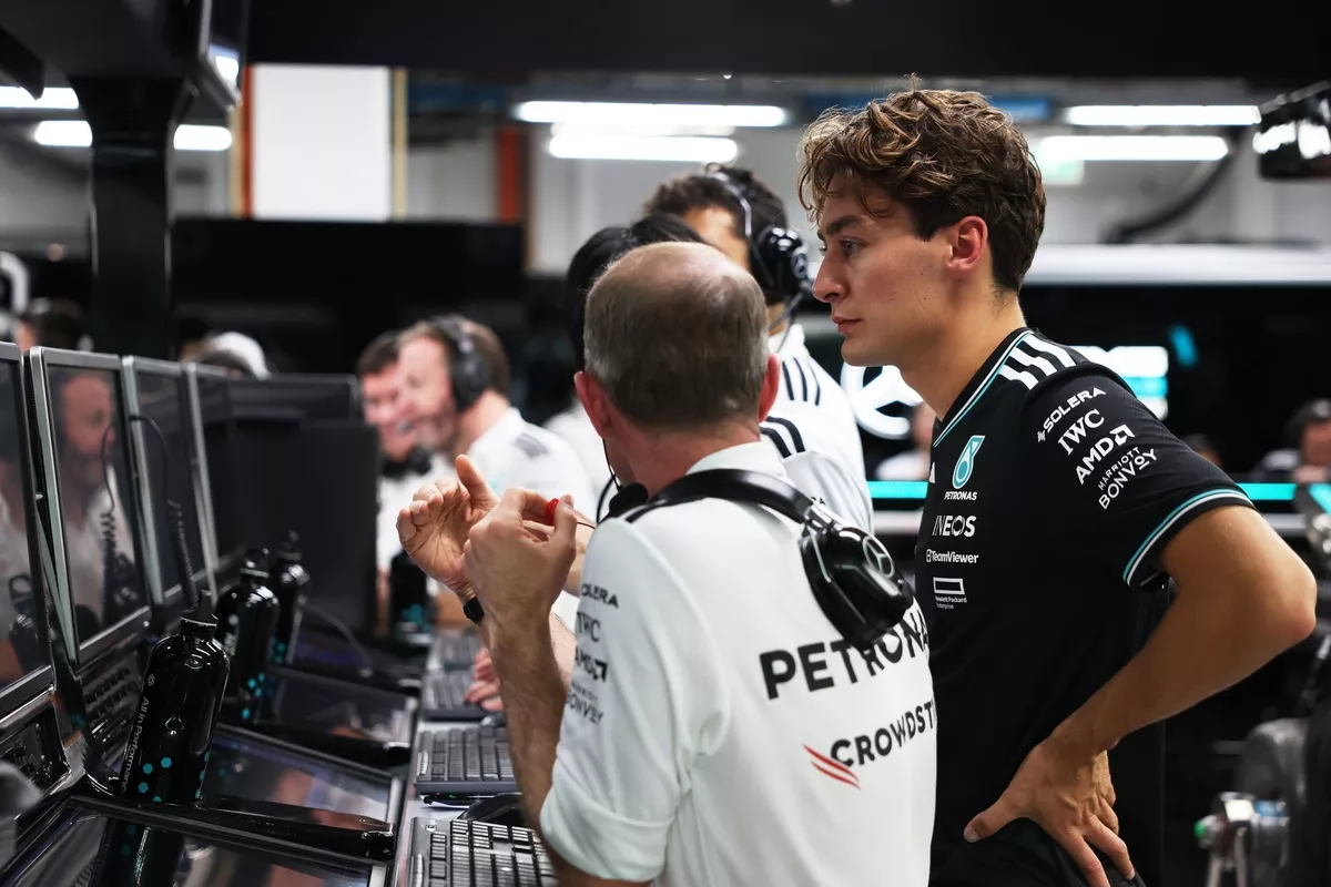 George Russell Diprediksi Gunakan Hasil Kuatnya Sebagai Senjata di Negosiasi Kontrak Mercedes 2026